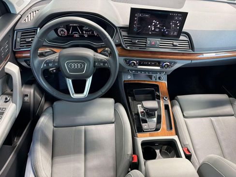 Used 2021 Audi Q5 Prestige w/ Prestige Package AWD/4WD image 29