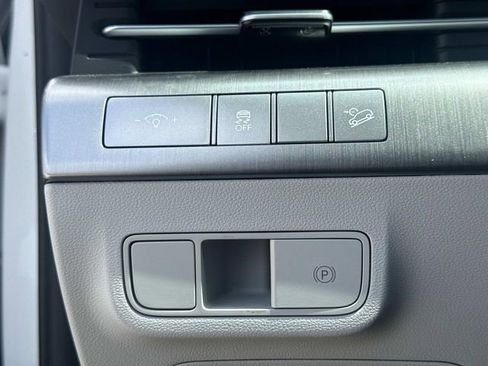 New 2026 Hyundai Kona SEL Premium FWD image 24