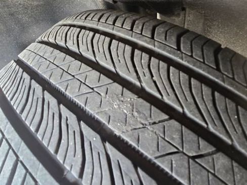 Used 2025 Buick Envision Sport Touring AWD/4WD image 12