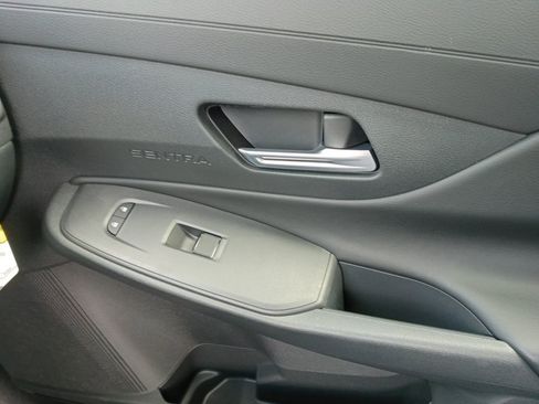 Used 2026 Nissan Sentra SV w/ Floor Mat Package FWD image 31