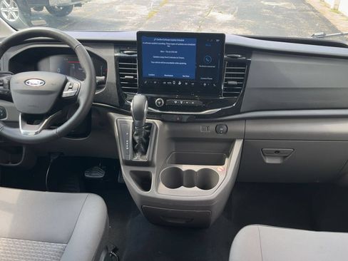 Used 2026 Ford Transit 350 XLT RWD image 7