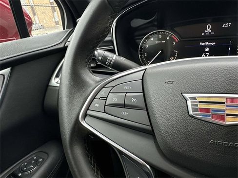 Used 2020 Cadillac XT5 Luxury image 36