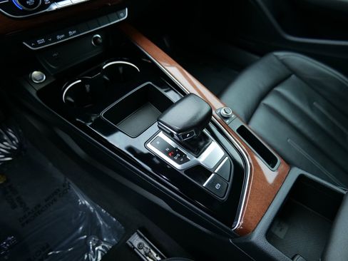 Used 2022 Audi A4 2.0T Premium image 30