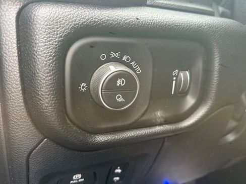 Used 2021 RAM 1500 Big Horn RWD image 29