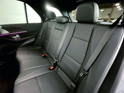 Certified 2025 Mercedes-Benz GLE 450e 4MATIC image 18