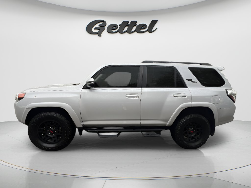 Certified 2021 Toyota 4Runner TRD Off-Road Premium w/ Moonroof Package AWD/4WD image 8