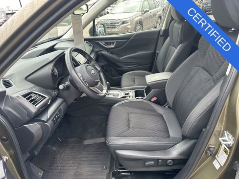 Certified 2024 Subaru Forester Premium AWD/4WD image 9