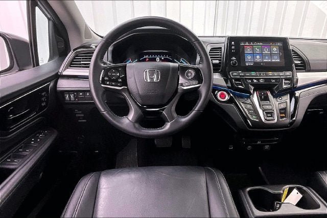 Certified 2024 Honda Odyssey Touring image 5