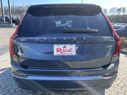 New 2025 Volvo XC90 T8 Plus w/ Protection Package Premier image 5