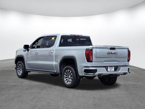 Used 2022 GMC Sierra 1500 AT4 w/ AT4 Premium Package AWD/4WD image 6
