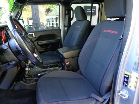 Used 2021 Jeep Wrangler Unlimited Rubicon AWD/4WD image 11