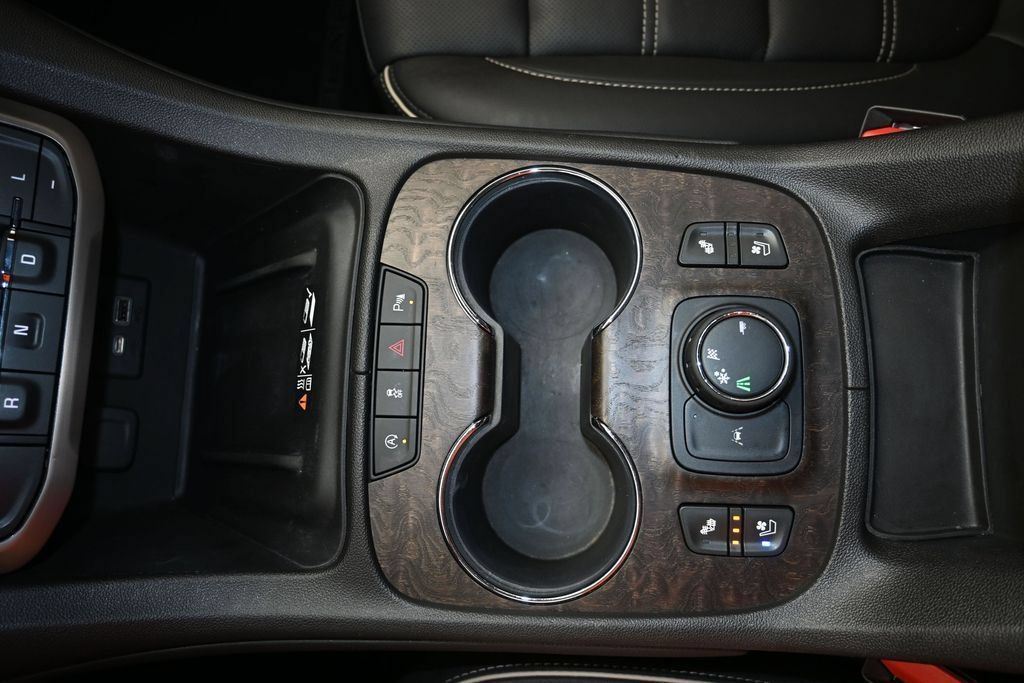 Certified 2023 GMC Acadia Denali w/ Black Diamond Edition FWD image 20