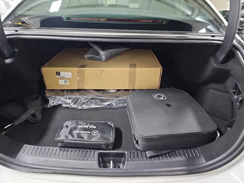 New 2026 Mercedes-Benz E 53 AMG e 4MATIC Sedan image 14