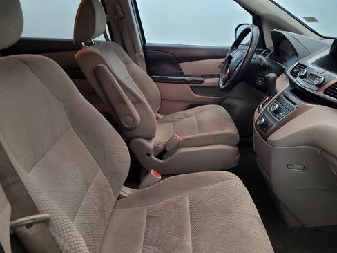 Used 2016 Honda Odyssey LX image 21
