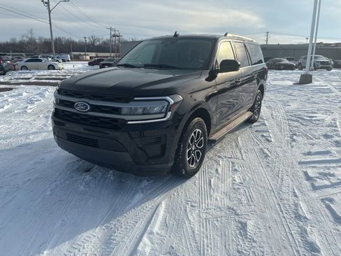 Used 2024 Ford Expedition Max XLT image 1