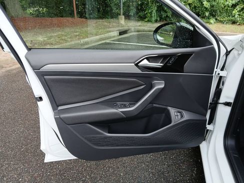 Used 2021 Volkswagen Jetta R-Line FWD image 21