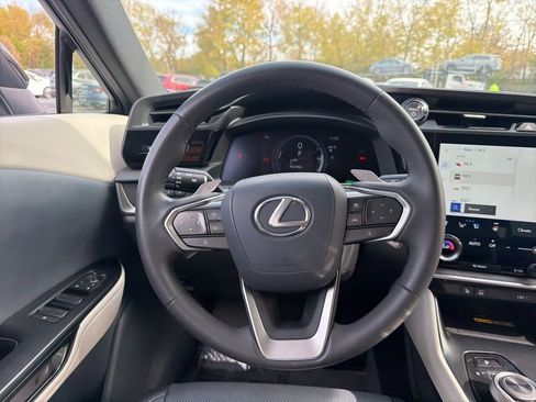 Used 2023 Lexus RZ 450e Premium image 12
