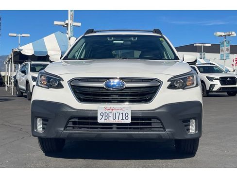 Certified 2022 Subaru Outback Premium image 9