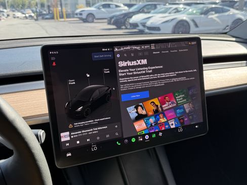 Used 2024 Tesla Model Y Performance AWD/4WD image 16