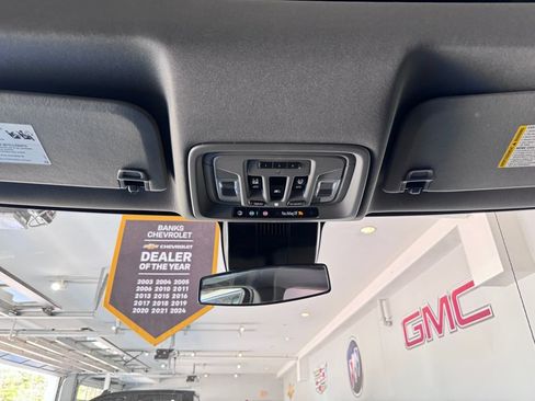 Certified 2025 Chevrolet Silverado 1500 RST w/ Convenience Package II AWD/4WD image 30