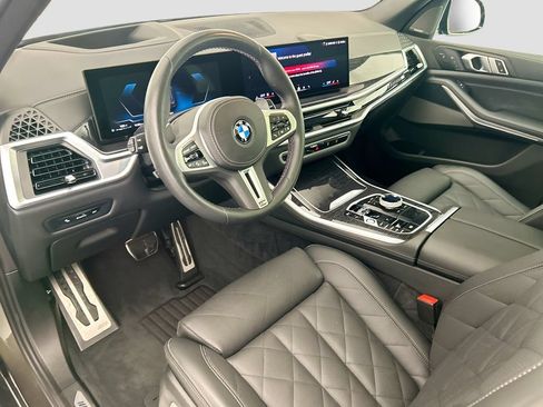 Used 2025 BMW X5 M60i AWD/4WD image 9
