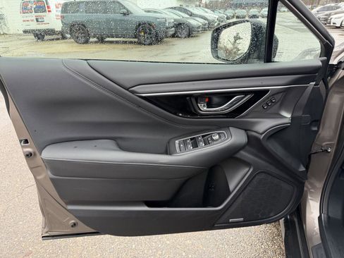 Used 2024 Subaru Outback Limited image 13