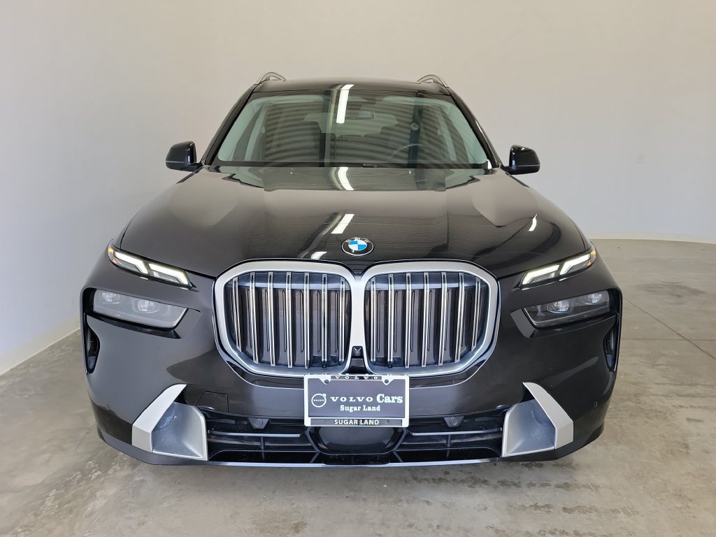 Used 2024 BMW X7 xDrive40i AWD/4WD image 2