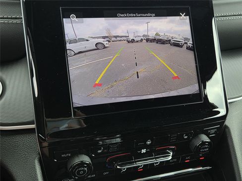 New 2025 Jeep Grand Cherokee L Altitude RWD image 15