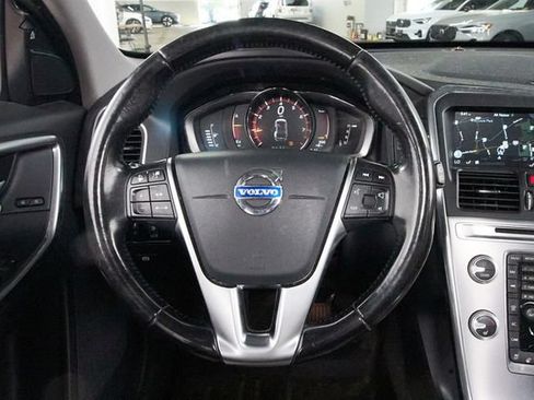 Used 2017 Volvo XC60 T6 Dynamic w/ Advanced Package AWD/4WD image 8