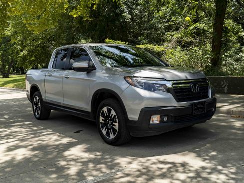 Used 2020 Honda Ridgeline RTL image 2