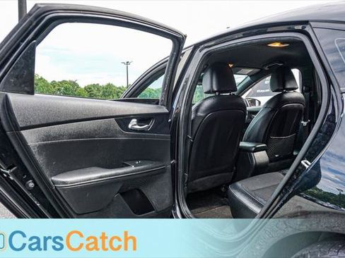 Used 2021 Kia Forte GT-Line FWD image 31