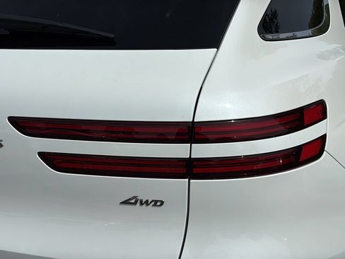 Certified 2026 Genesis GV70 2.5T AWD/4WD image 46