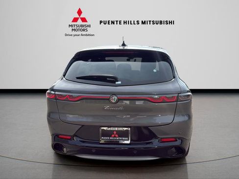 Used 2024 Alfa Romeo Tonale Ti w/ Premium Interior Package AWD/4WD image 6