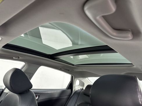 Used 2020 Kia Optima S w/ S Panoramic Sunroof Package image 17