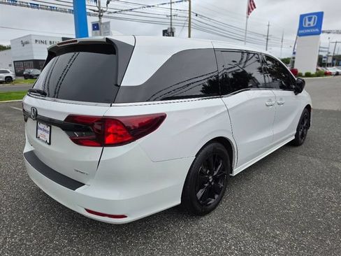 Used 2023 Honda Odyssey Sport image 5