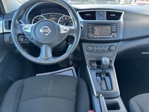 Used 2018 Nissan Sentra S image 17