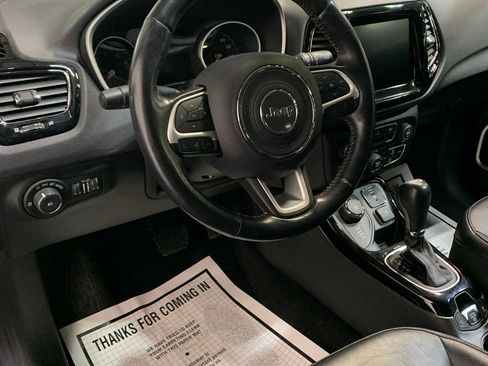 Used 2019 Jeep Compass Limited AWD/4WD image 9