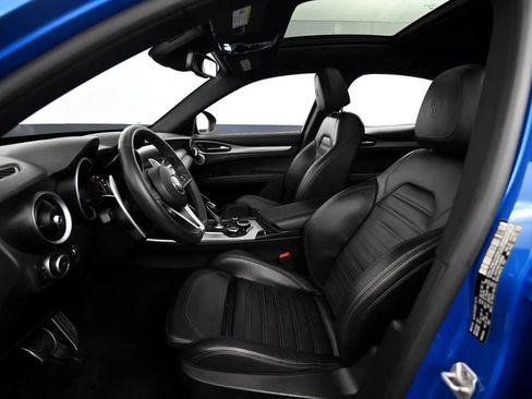 Used 2018 Alfa Romeo Stelvio Ti Sport image 35