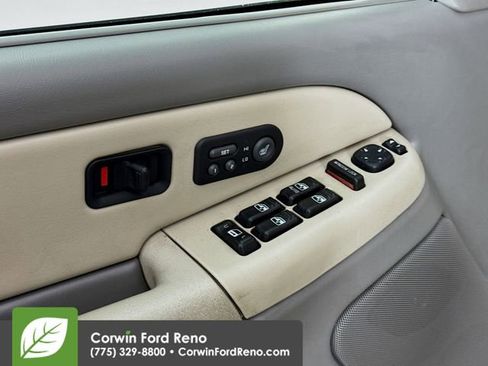 Used 2001 GMC Yukon SLT image 16