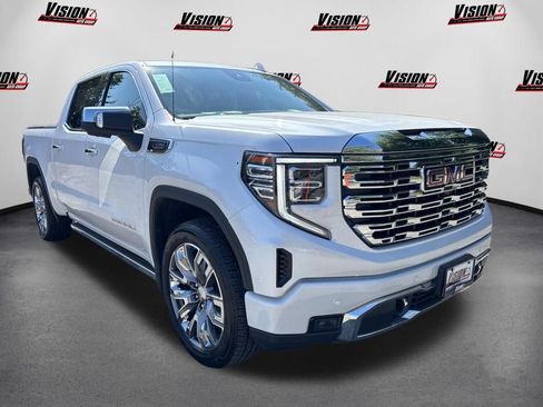 Used 2023 GMC Sierra 1500 Denali w/ Denali Reserve Package AWD/4WD image 13