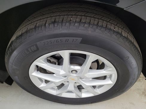 Used 2024 Chevrolet Equinox LT image 31