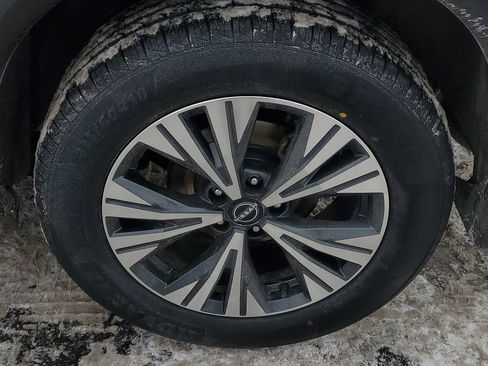 Used 2023 Nissan Rogue SV image 5