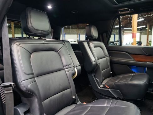 Used 2024 Lincoln Navigator Reserve image 35