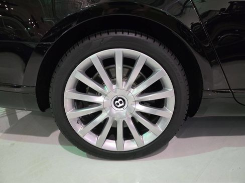 Used 2017 Bentley Mulsanne RWD image 36