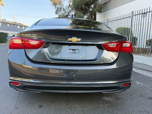 Used 2017 Chevrolet Malibu LS FWD image 11