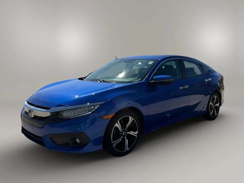 Used 2016 Honda Civic Touring image 3