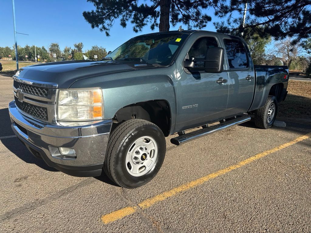 Used 2011 Chevrolet Silverado 2500 LT w/ Interior Plus Package AWD/4WD image 1
