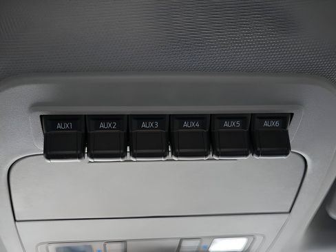 Used 2026 Ford F250 XLT w/ FX4 Off-Road Package AWD/4WD image 27