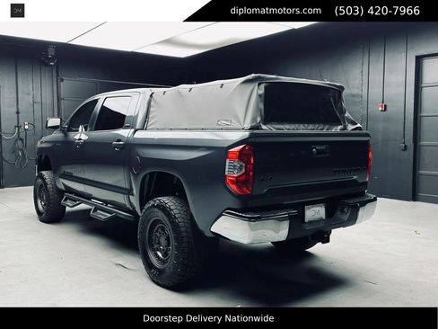 Used 2021 Toyota Tundra SR5 w/ SR5 Upgrade Package AWD/4WD image 5