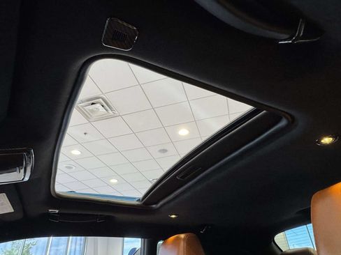Used 2023 Dodge Challenger SRT Hellcat RWD image 4